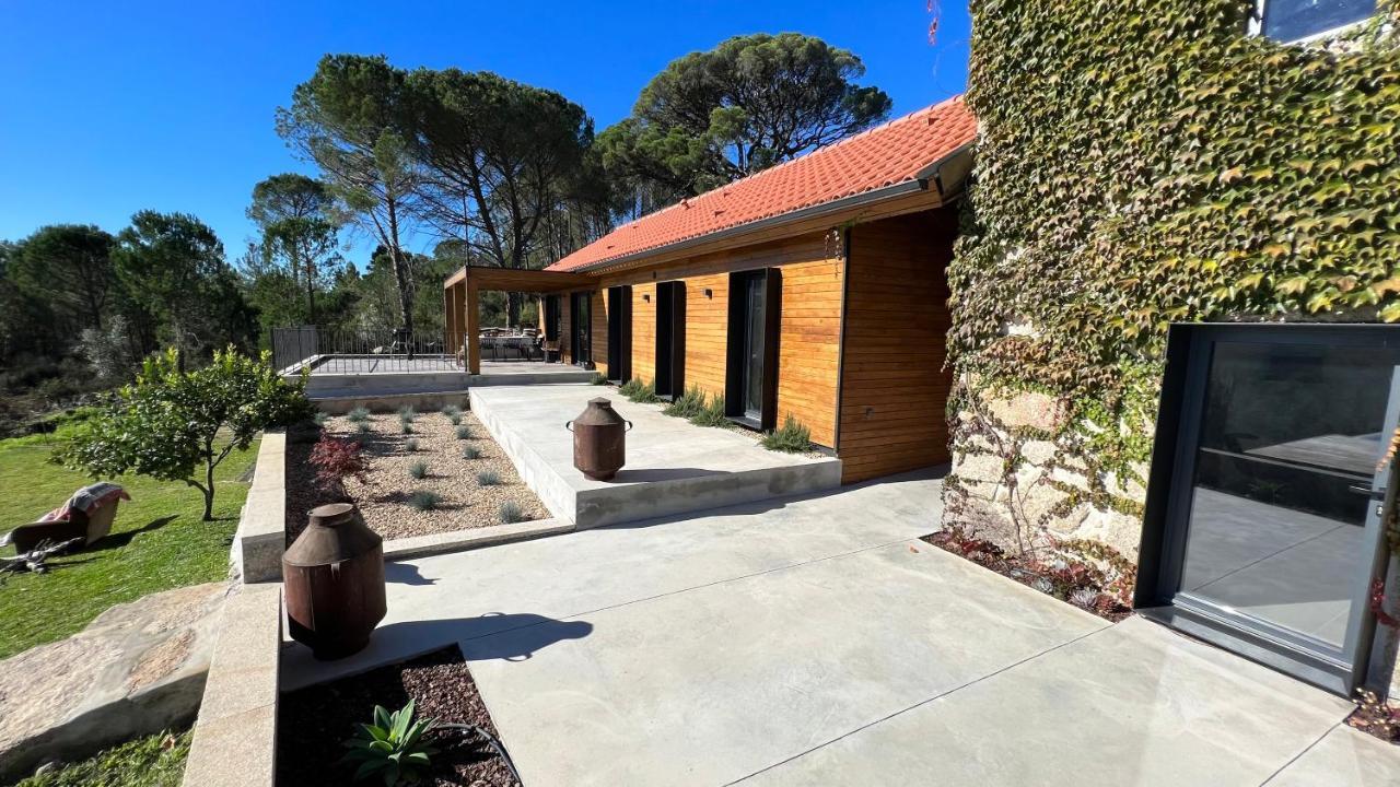 Casas Do Pinheiro Grande Villa Fornos de Algodres Exterior foto